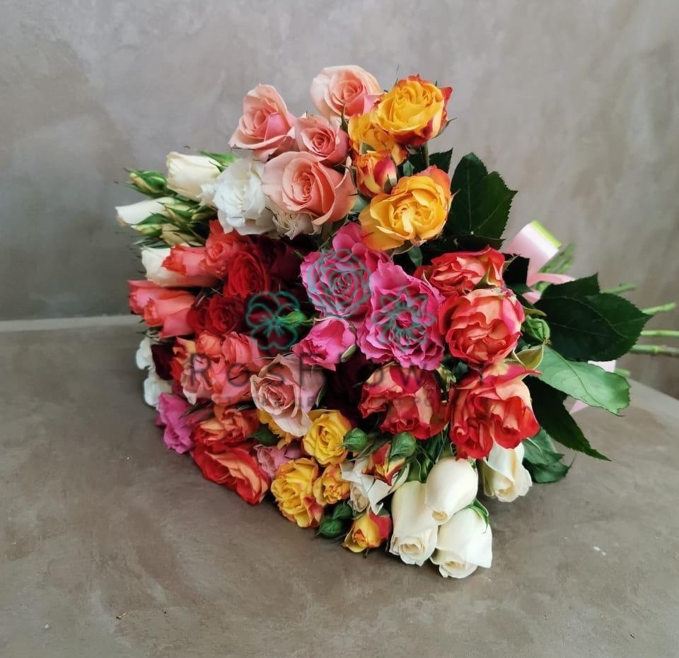 Букет цветов из: Розы в Валуйках