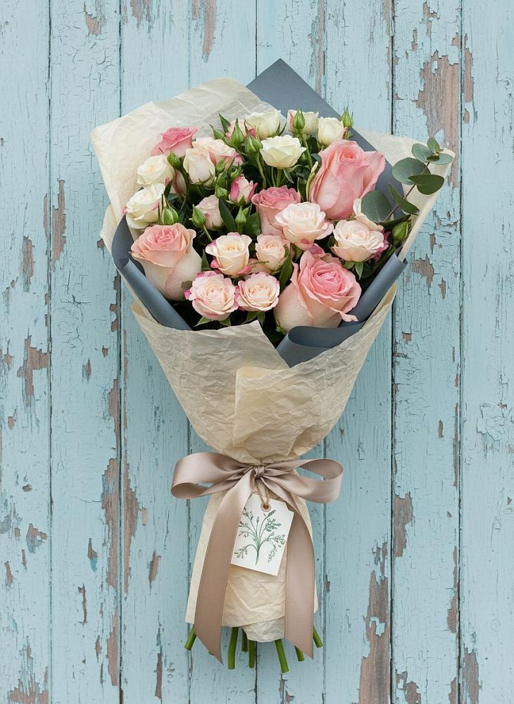 Букет цветов из: Розы в Валуйках