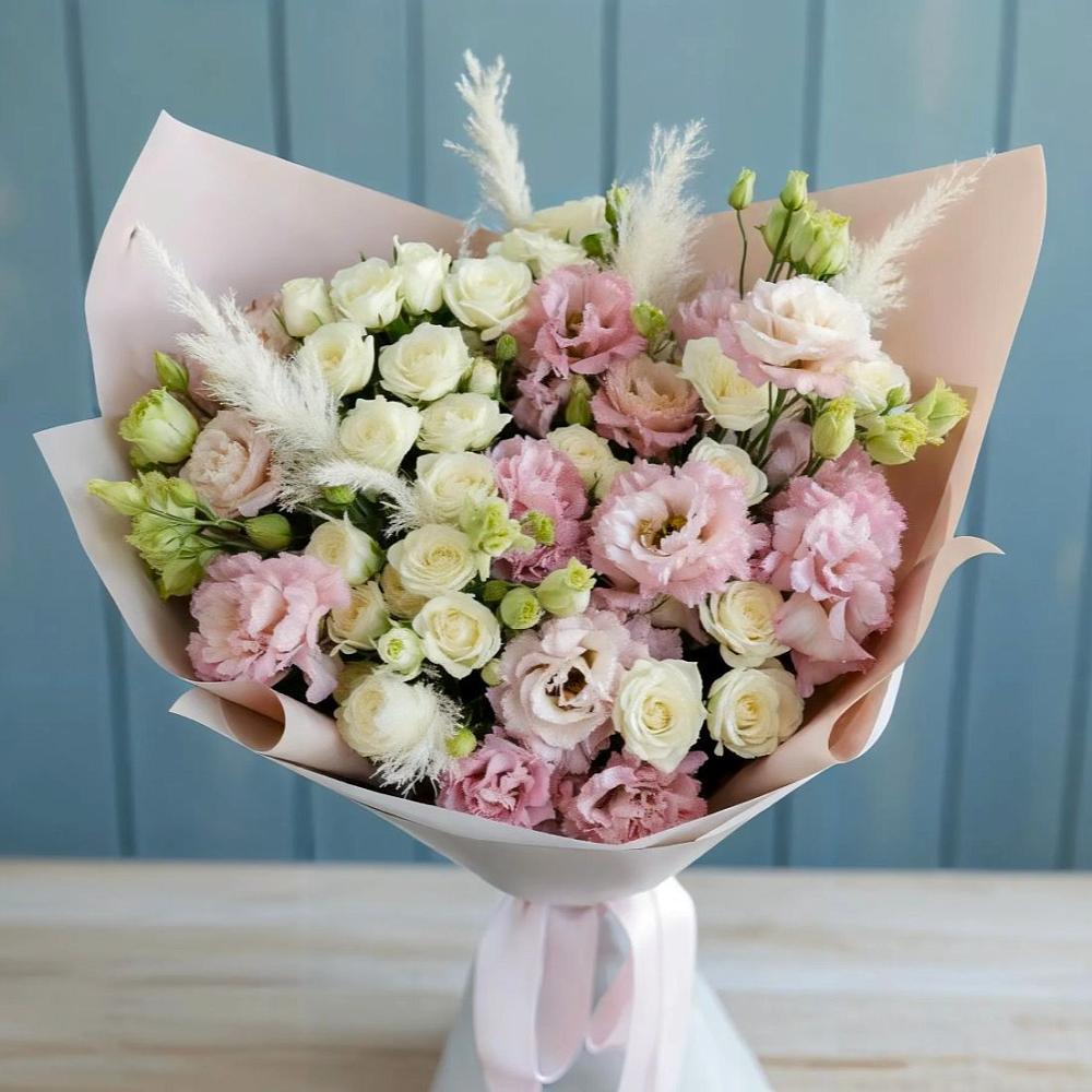 Букет цветов из: Альстромерии и Розы в Валуйках