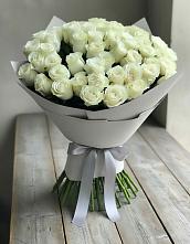 Букет 35 Белых роз в Валуйках