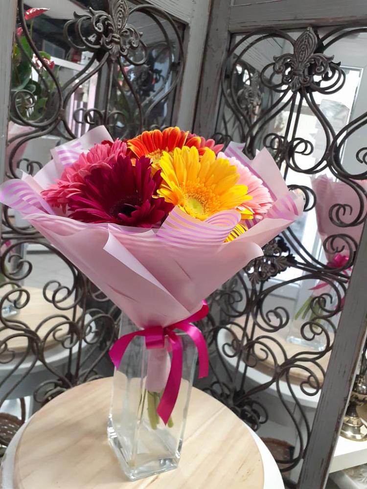 Букет цветов из: Герберы в Валуйках