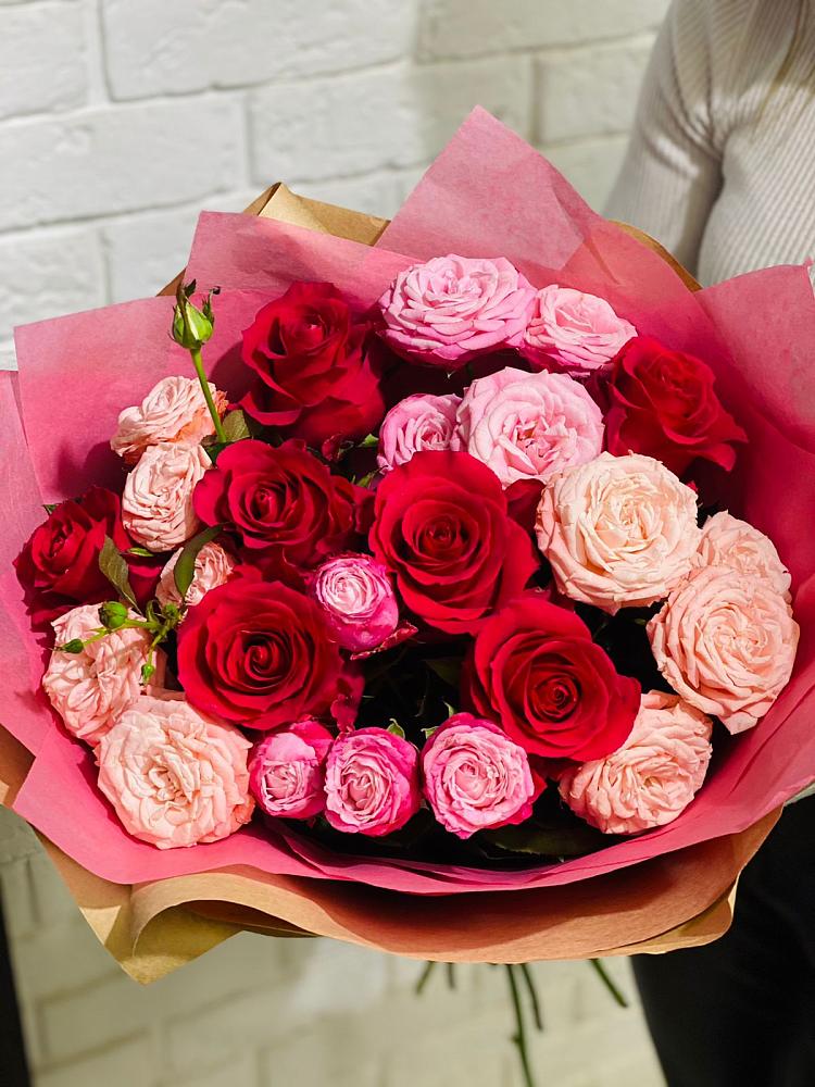 Букет цветов из: Розы в Валуйках