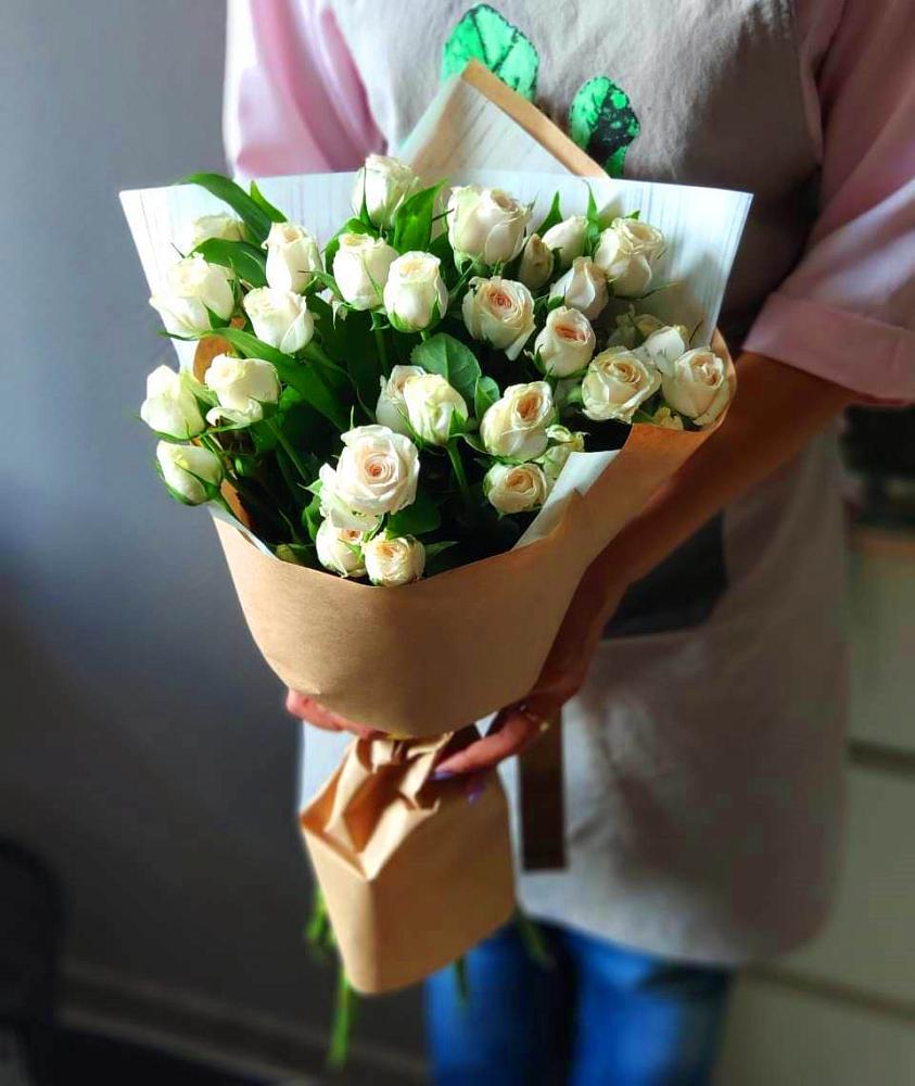 Букет цветов из: Розы в Валуйках
