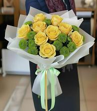 Букет цветов из:  Хризантемы и Розы в Валуйках