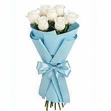 Букет 7 белых роз Проуд в Валуйках