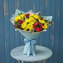 Букет цветов из:  Альстромерии и Хризантемы в Валуйках