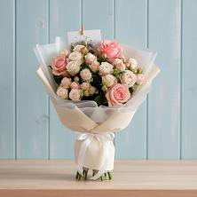Букет цветов из:  Розы в Валуйках