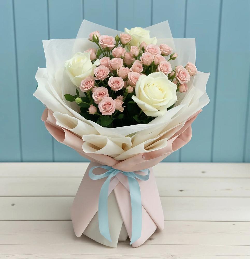 Букет цветов из: Розы в Валуйках