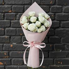 Букет цветов из:  Розы #REPLACE_PRED# Валуйках