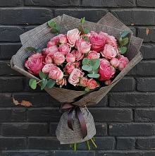 Букет цветов из:  Розы в Валуйках
